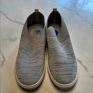 Women's Gray Knit Slip-On Loafers